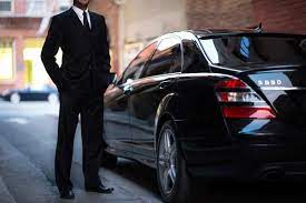 The Sophistication of Chicago Limo Service: A Luxurious Journey