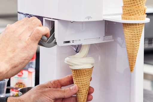 How to Operate a Commercial Ice Cream Machine?